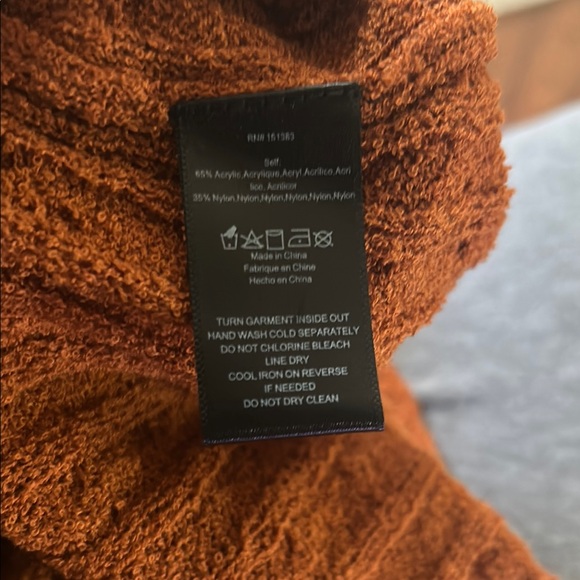 Rust One-Shoulder Knit Set - Picture 8 of 9